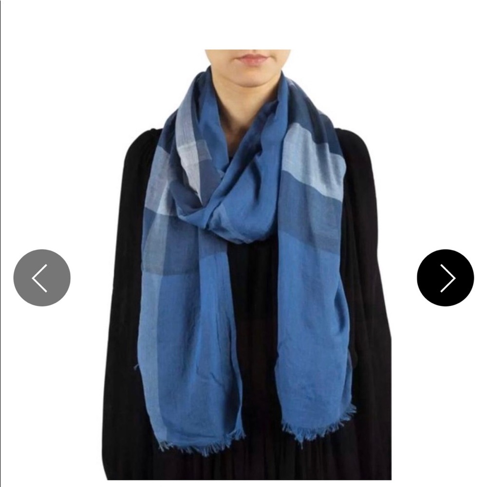 Burberry Blue Textured Scarf with Fringe